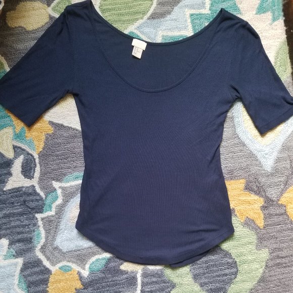 Rounded Hem Scoop Neck Ribbed Knit Tee - Picture 1 of 2